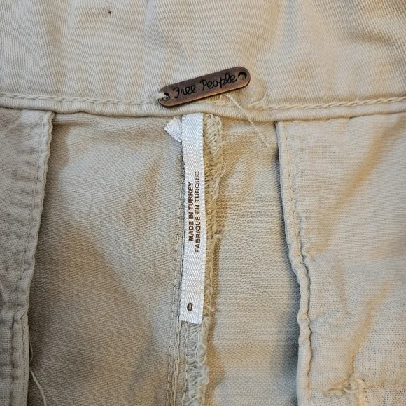Free People Billie Chino Shorts Pleated Khaki Size 0 - Picture 2 of 9